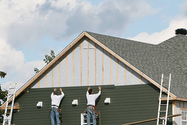 Professional Emergency Siding Repair technician working in Nottingham, PA